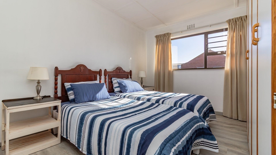 3 Bedroom Property for Sale in De Kelders Western Cape